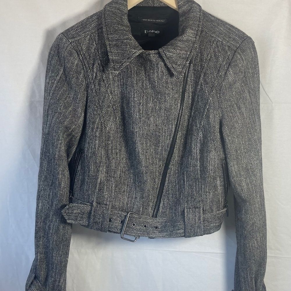Bebe Black/White Herringbone Moto Style Jacket Sz 10